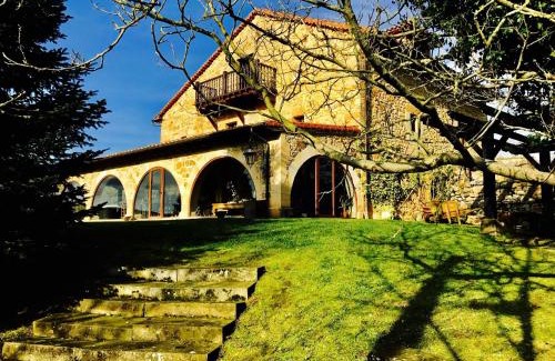 Hornedo Villa | Casona Los Fresnos, con piscina