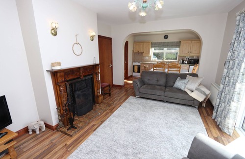 County Cavan Cottage | Cassidy Cottages No.4. Cosy and peaceful 3 bed cottage with lake views.