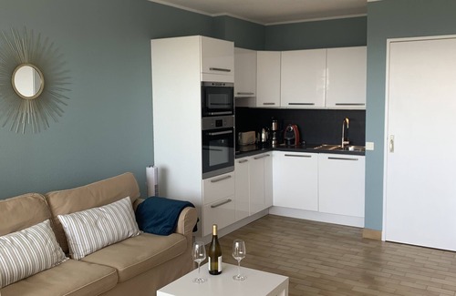 Cassis Apartment | CASSIS PROVENCE T2 apartment great sea view,Tennis,Pool CALANQUES,Cap CANAILLE