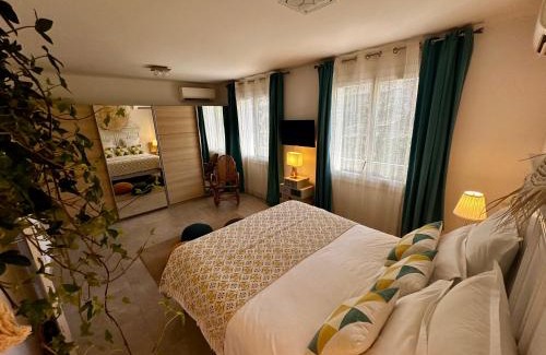 Cassis Apartment | CASSIS VILLAGE Options Parking and Baby