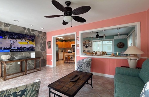 Little Venice House | Castaway 2/2 w/50` Ft. Dock on the Atlantic
