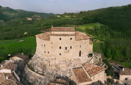 Acquasanta Terme House | Castel Di Luco