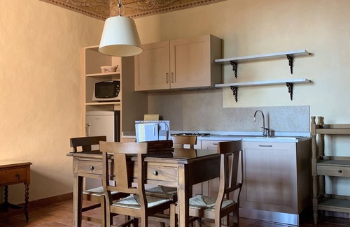 Sandigliano Hotel | Castello La Rocchetta