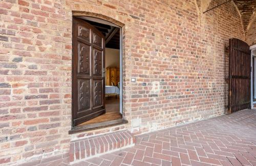 Arignano House | Castello Quattro Torri