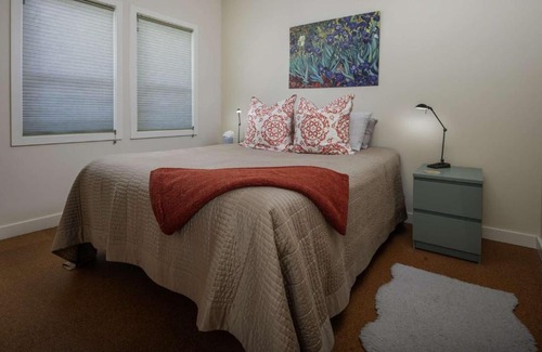 Overlook House | Castle Cottage