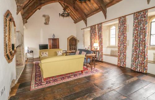 Taunton House | Castle House