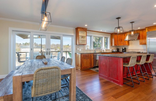 Brunswick House | Castle Rock, 1 mile to Bowdoin College