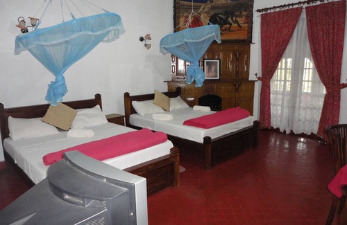Hatton House | Castlereigh Holiday Bungalow