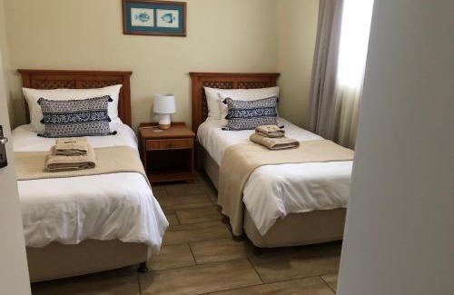 Plettenberg Bay Apartment | Castleton 51a Plettenberg Bay