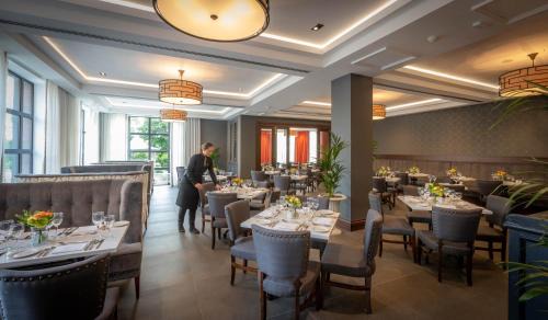 Annacotty Apartment | Castletroy Park Hotel Suites