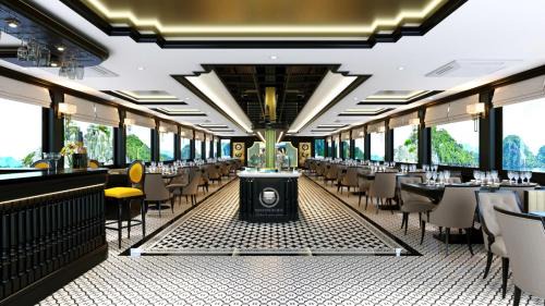 Cat Hai Boat Rental | Cat Ba Bonita Cruise Lan Ha Bay with Private Balcony Suite and Bathtub