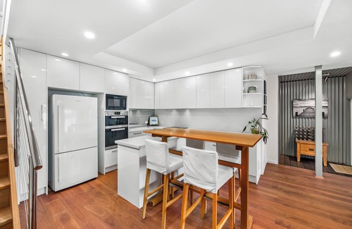 Lake Macquarie City Council House | Catalina Bay - Absolute Lakefront - Private Jetty