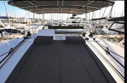 Nidri Boat Rental | Catamaran mia