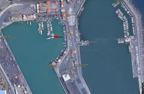 Old Town Boat Rental | Catamarano Miragua - Resort on board in Catania