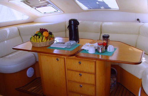 Black River Boat Rental | Catana 471 - overnight cruise