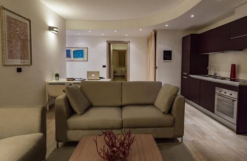 Carrubazza-Motta House | Catania Hills Residence
