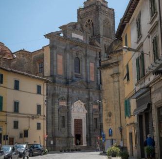 Pescia Apartment | Cathedral-wellness-stay sauna & massage