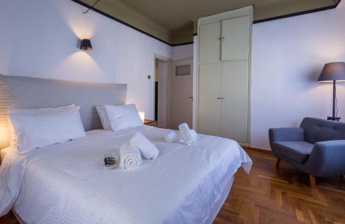 Plaka Apartment | Cathedrals square supreme residence