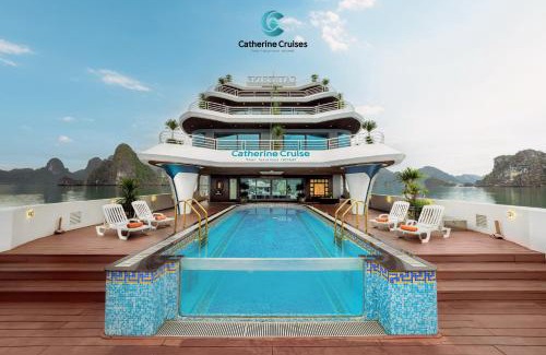 Bai Chay Boat Rental | Catherine Cruises Ha Long Bay