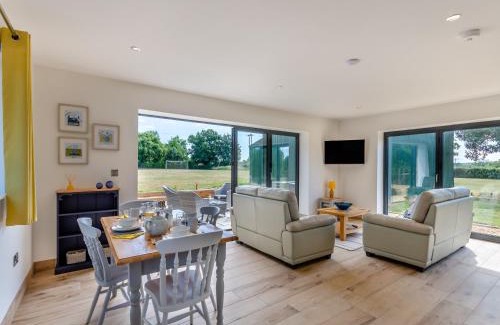 Taunton House | Cathill Cottage