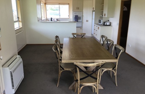 Owaka House | Catlins Aurora - The perfect getaway for couples, families or small groups