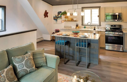 Fishs Eddy Apartment | Catskill Envy