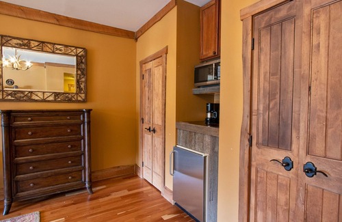Hunter Condo | Catskills Mountain Escape - Private Luxury for Two