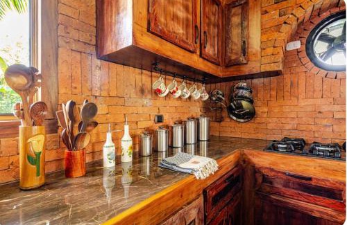 Quimbaya House | Cattleya tropical