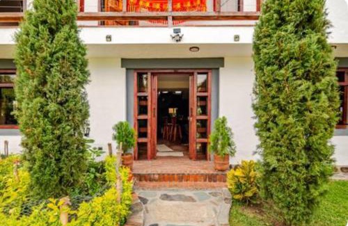 Quimbaya House | Cattleya tropical