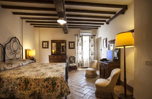 Viano Other | Cavazzone