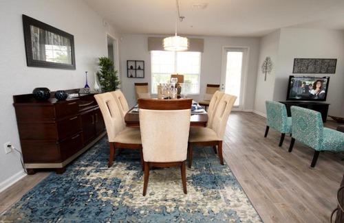 Florida Center Apartment | Cayview Condo #231537