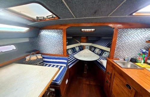 Arsa Boat Rental | Cazare pe Yacht