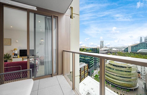 Chinatown Apartment | CBD sweet 3Br ChinaTown ICC & parking & Firework