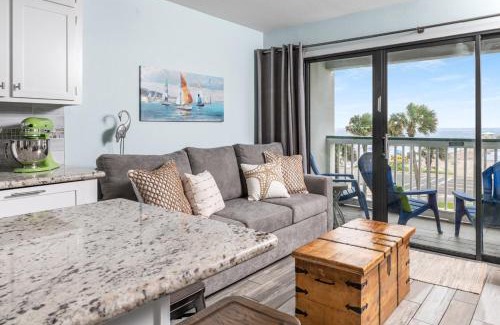 Galveston House | CDM 303 - Sandy Seashore Solace