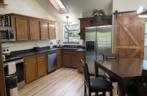 Lake Dallas Cabin | Cedar Cabin on Stilts with 2 decks in the Trees by Lake Lewisville