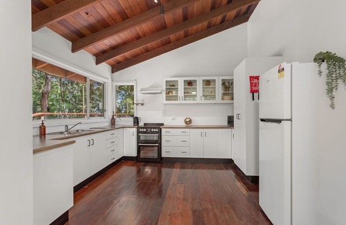 Mitchells Island Cottage | Cedar Cottage on Mitchells Island