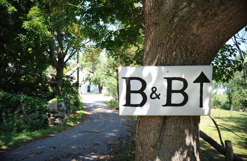 Essex Bed & Breakfast | Cedar Hill Farm B & B