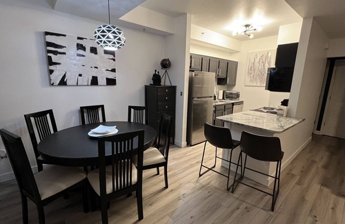 Columbia Condo | Cedar Lake Condo: Beautiful, completely renovated, 2 Bedroom, 2 Bath Condo
