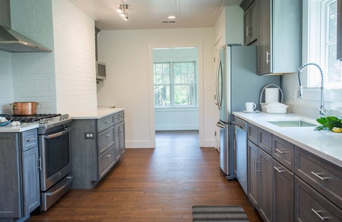 Middleburg Cottage | CEDAR LANE - Private Cottage, Sophisticated Country Charm