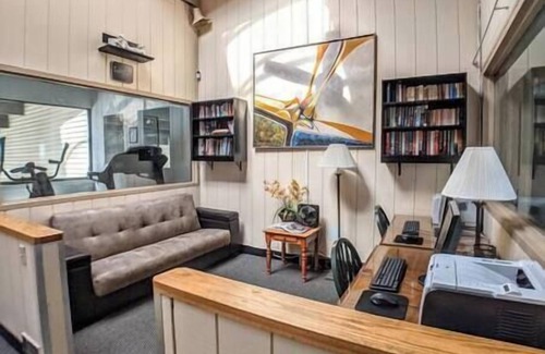 Weirs Beach Apartment | Cedar Lodge Room-Private Balcony Close to Weirs!