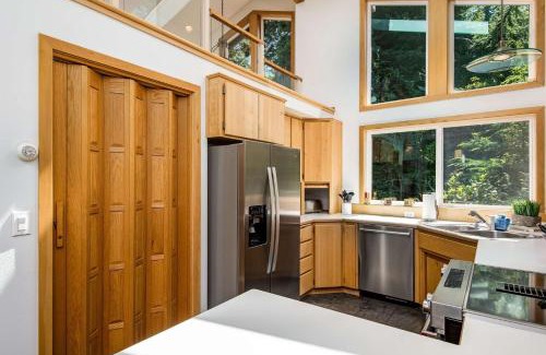 Florence House | Cedar Point Mercer Lakehouse