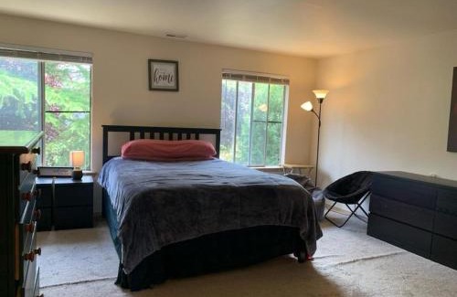 Renton House | Cedar River Home Away From Home