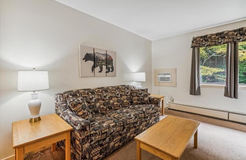 West Bridgewater Hotel | Cedarbrook One Bedroom Suite 11416