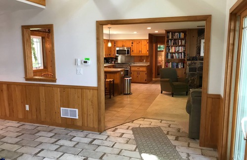 Jacksonport Cottage | 🌲CEDARSHORES-PRIME Sept.-Oct. FALL Color Dates Open-Book Now!