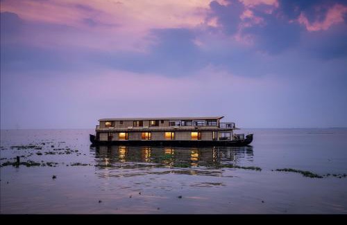 Alappuzha Boat Rental | Cee Pee Houseboats