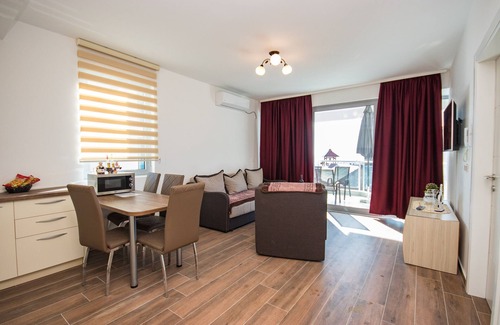 Dobra Voda Apartment | Celebrity Lux Apartment