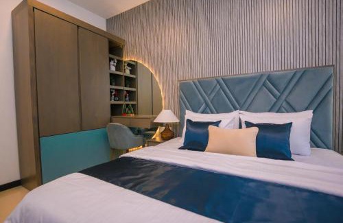 Ibbanwala Apartment | Celestara Luxury Colombo Apartment at Trizen with Pool, City View