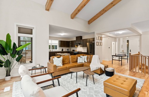Dwight Cottage | Celestial Cottage w/Hot Tub/Cold Plunge/Games