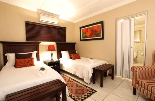 Middelburg House | Celtis Country Lodge and Restaurant