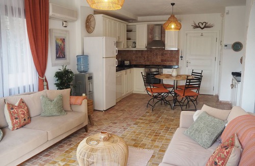 Kalkan Apartment | Cennet Apartment - Superb Old Town location
